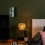 Hen And Stag Pad, Large Group Accom Digbeth Sleeps 24