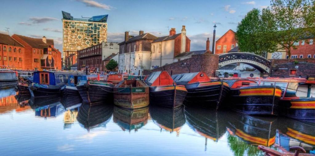 Hen And Stag Pad, Large Group Digbeth Sleeps 24 *