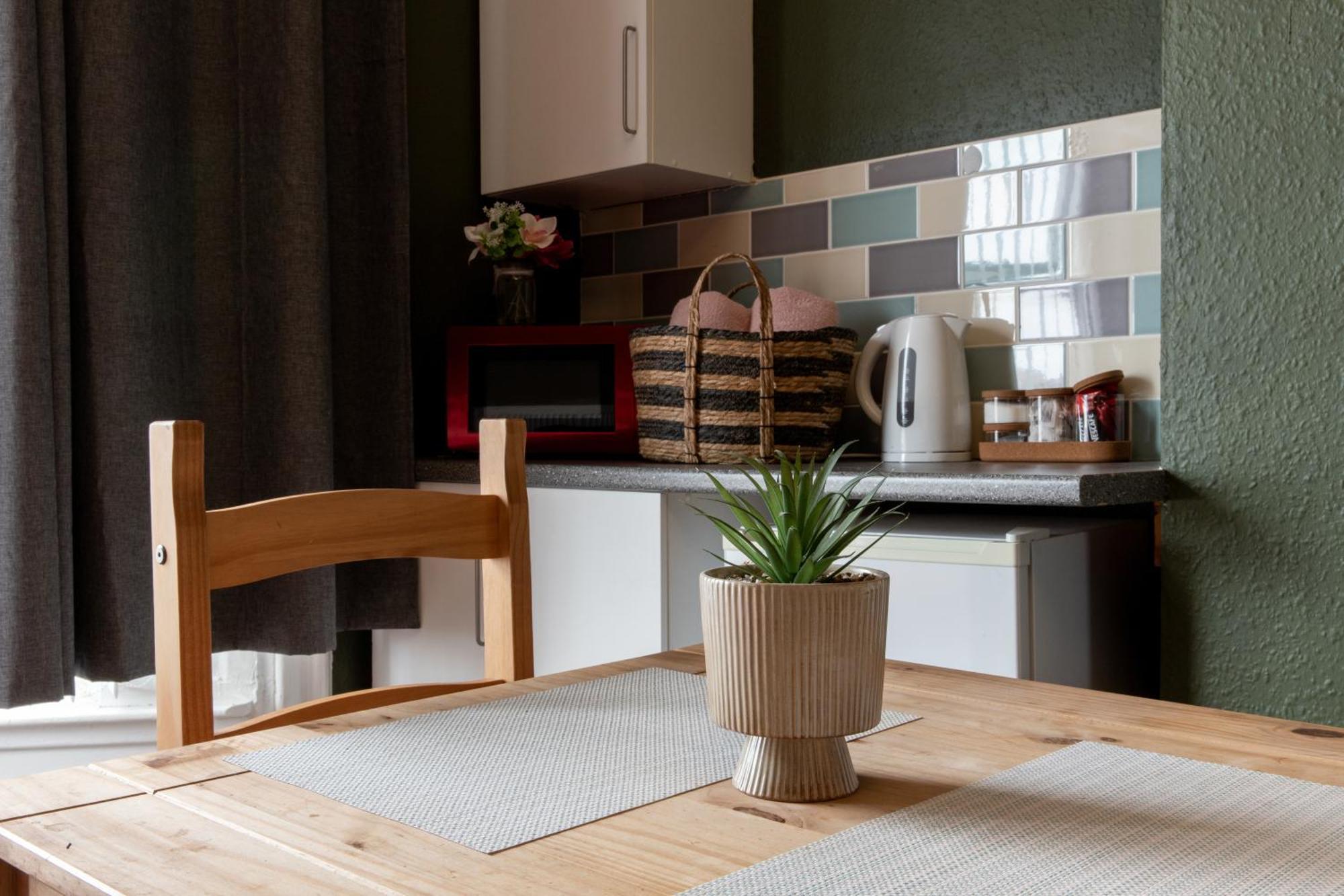 Hen And Stag Pad, Large Group Digbeth Sleeps 24