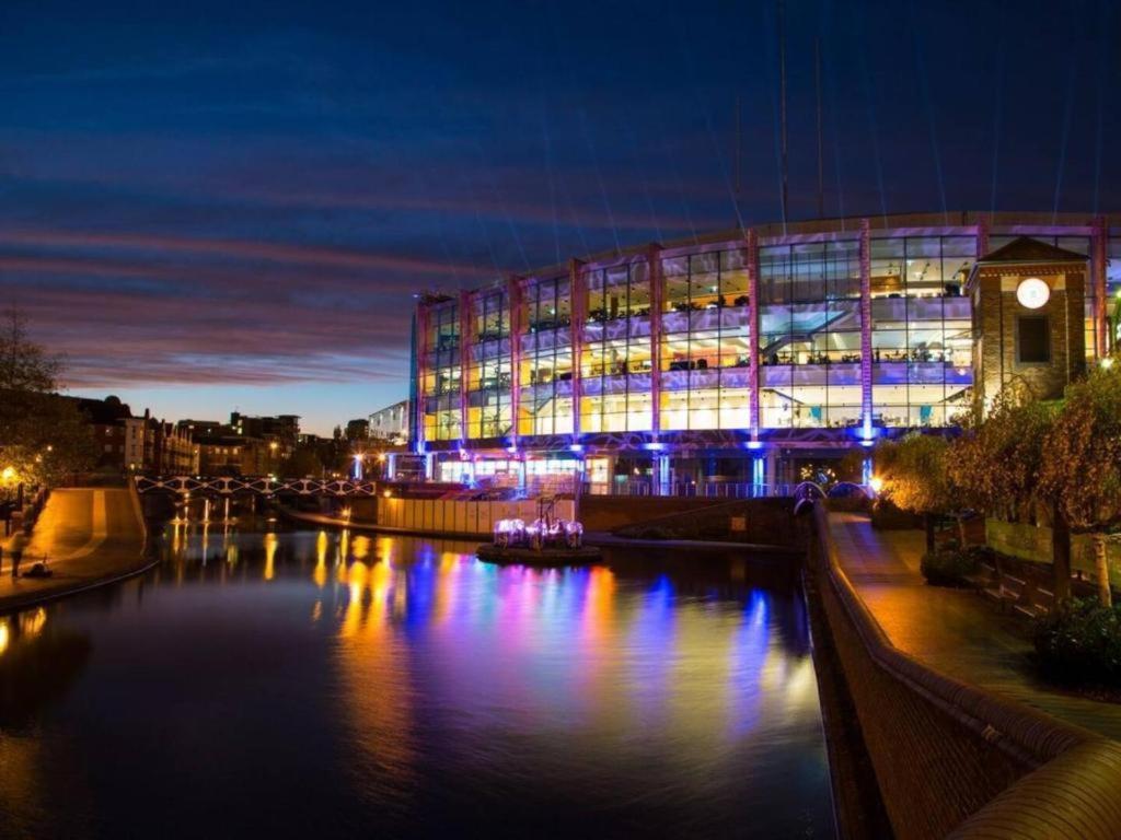 Hen And Stag Pad, Large Group Digbeth Sleeps 24 * Birmingham